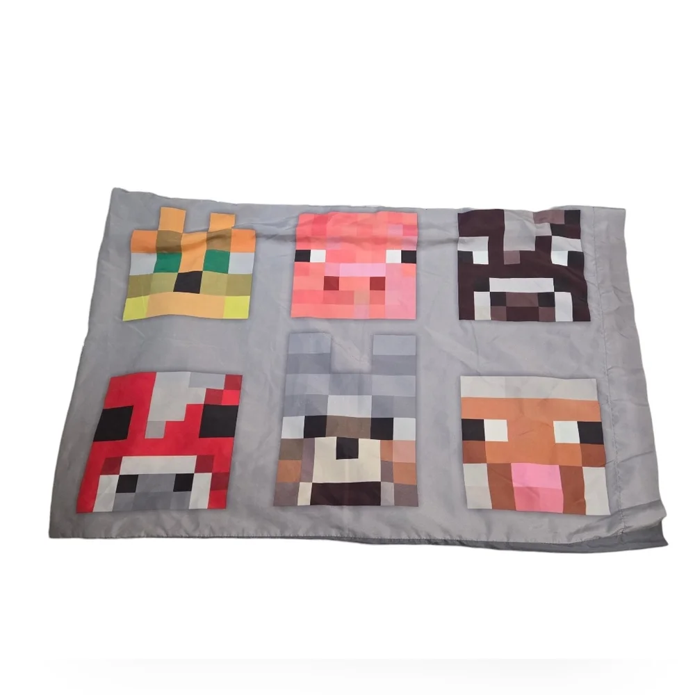 Minecraft Creeper Reversible Comforter And Pillow Case